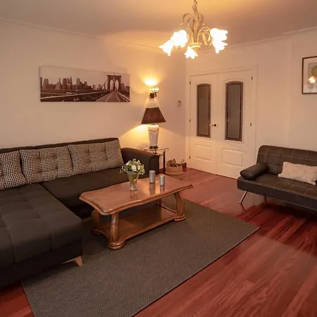 Apartamento Playa Poniente Apartment *